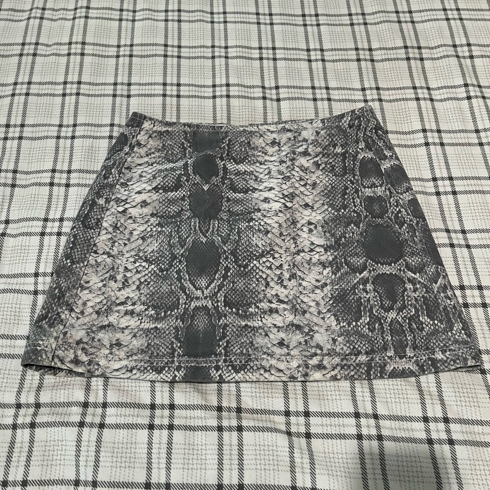 BDG Urban Outfitters Gray snake print Jean mini skirt